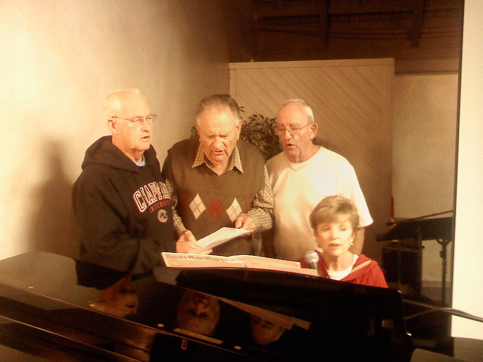MENS_CHOIR_1/MEN_CHOIR_2.jpg